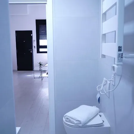 Malagasuite Cozynest Center Apartment *