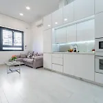 Apartament Malagasuite Cozynest Center *