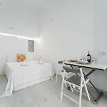 Malagasuite Cozynest Center