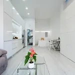 Apartament Malagasuite Cozynest Center *