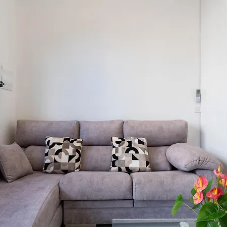 Malagasuite Cozynest Center Apartament