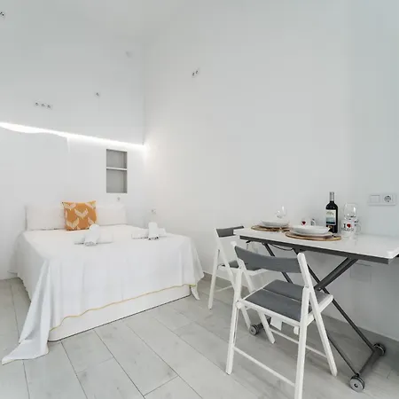 Malagasuite Cozynest Center